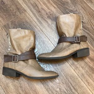 Pink & pepper brown booties